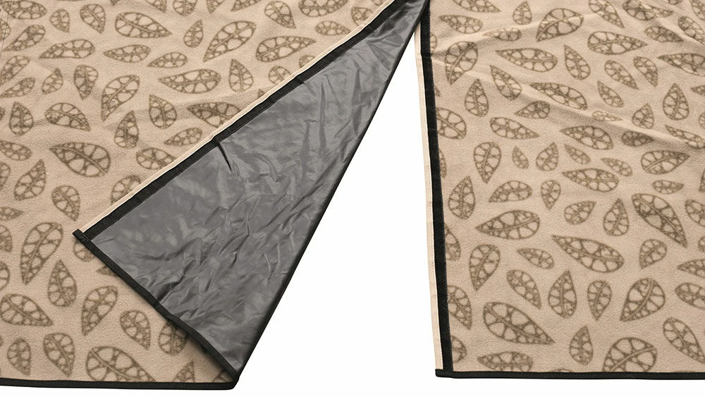 Robens Klondike Fleece Carpet Robens Klondike Fleece Carpet -Outdoor Camping Store 190067 fleece carpet klondike feature photo2