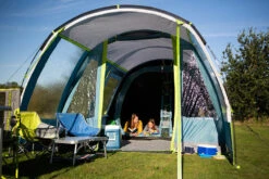 Coleman Castle Pines 4L Blackout Tent (2022) 7 Coleman Castle Pines 4L Blackout Tent (2022) -Outdoor Camping Store of3a1393