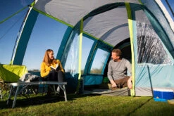 Coleman Castle Pines 4L Blackout Tent (2022) 8 Coleman Castle Pines 4L Blackout Tent (2022) -Outdoor Camping Store of3a1446
