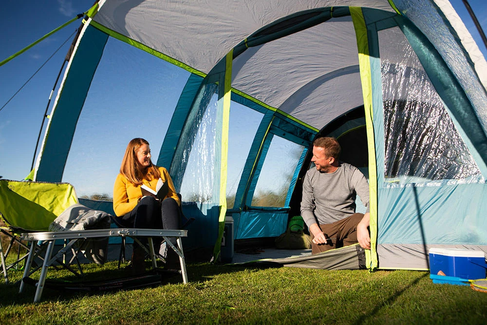 Coleman Castle Pines 4L Blackout Tent (2022) Coleman Castle Pines 4L Blackout Tent (2022) -Outdoor Camping Store of3a1446